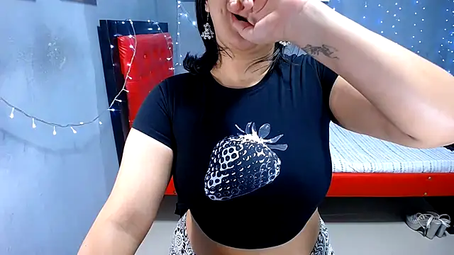 Sweettei online show from 11-29-25, 11:21