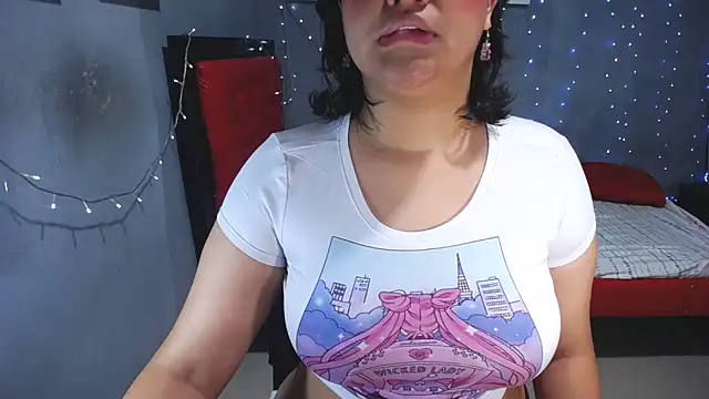 Sweettei online show from 04-28-26, 11:14