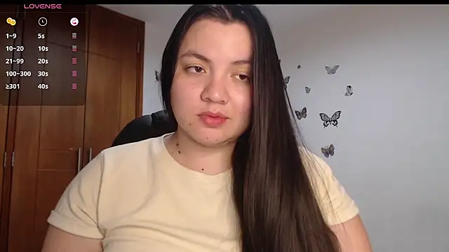 Snapshot of Sarahros1 chatting on 10-09-25, 03:29 Sarahros1 online show from 10-09-25, 03:29
