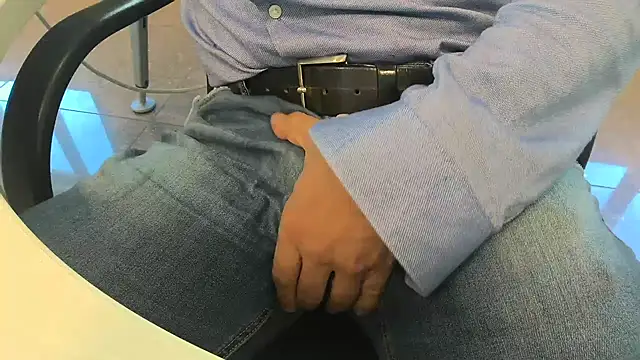 alessandroman2114 online show from 10-07-25, 10:38