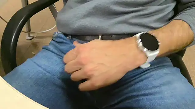 alessandroman2114 online show from 11-11-25, 05:19