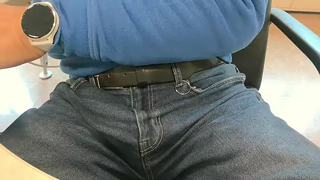 alessandroman2114 online show from 01-09-26, 11:17