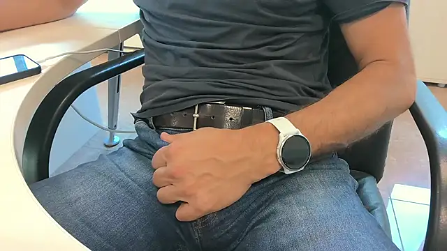 alessandroman2114 online show from 09-11-25, 03:56