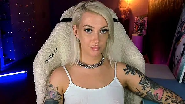 tykioty Miley online show from 03-27-26, 01:23