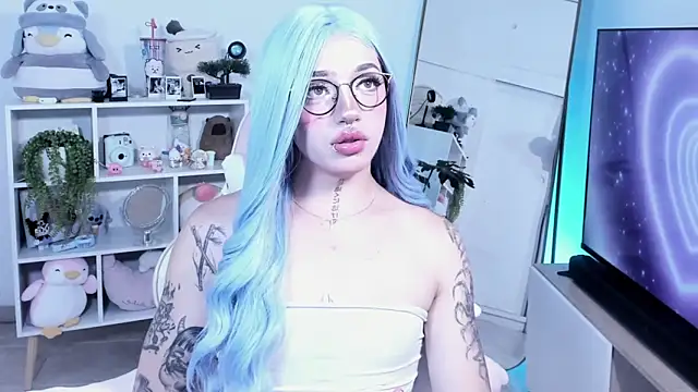 KloeKing   online show from 02-25-26, 05:24