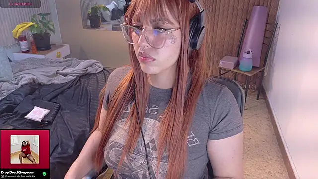 Eli666uwu online show from 11-08-25, 10:02