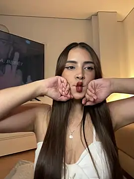 Snapshot of soy_paulina chatting on 01-15-25, 04:04 soy paulina online show from 01-15-25, 04:04