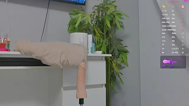 luckyalice  online show from 01-10-26, 08:04