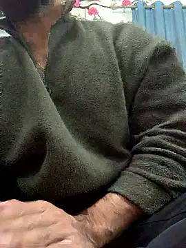 mrtoy121 online show from 01-08-26, 05:19