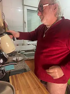 Snapshot of EroticVenetian chatting on 03-03-26, 10:11 EroticVenetian online show from 03-03-26, 10:11