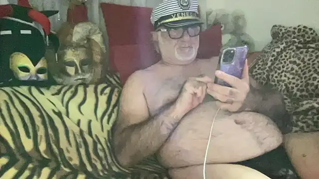 EroticVenetian online show from 09-17-25, 09:39