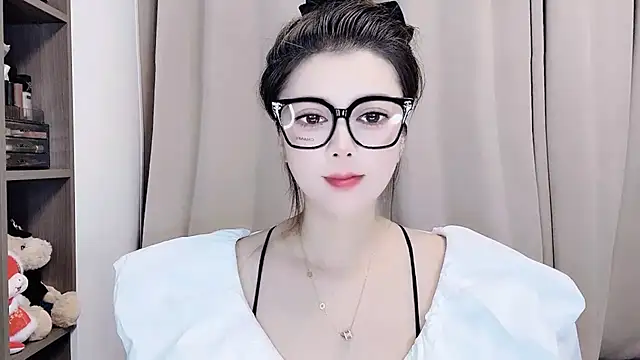 Snapshot of VIWVI chatting on 09-11-25, 04:34 VIWVI online show from 09-11-25, 04:34