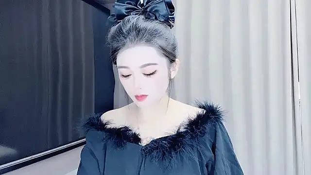 Snapshot of VIWVI chatting on 10-11-25, 03:29 VIWVI online show from 10-11-25, 03:29