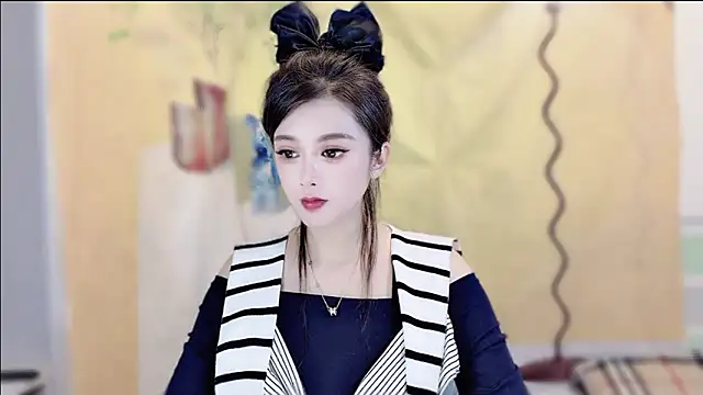 Snapshot of VIWVI chatting on 11-06-25, 05:00 VIWVI online show from 11-06-25, 05:00