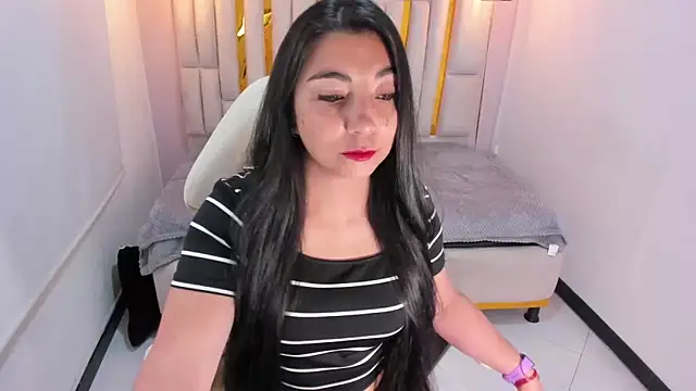 Karla hernandez  online show from 03-12-25, 11:10