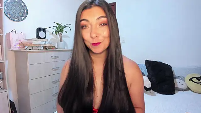 Snapshot of Karla_hernandez_ chatting on 07-10-26, 10:48 Karla hernandez online show from 07-10-26, 10:48