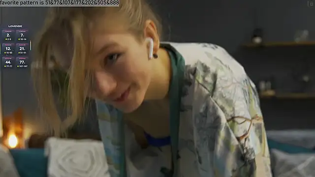 Alexandra Demore online show from 03-17-25, 09:35