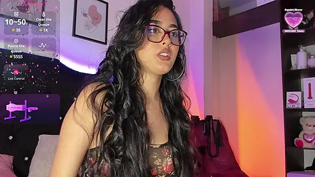 Snapshot of dana476704 chatting on 02-22-25, 03:01 dana476704 online show from 02-22-25, 03:01