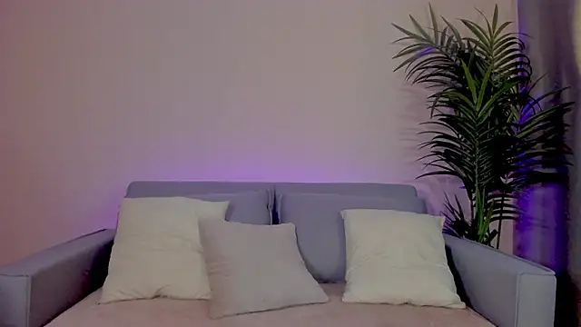 miadaniells hot online show from 05-02-26, 12:32