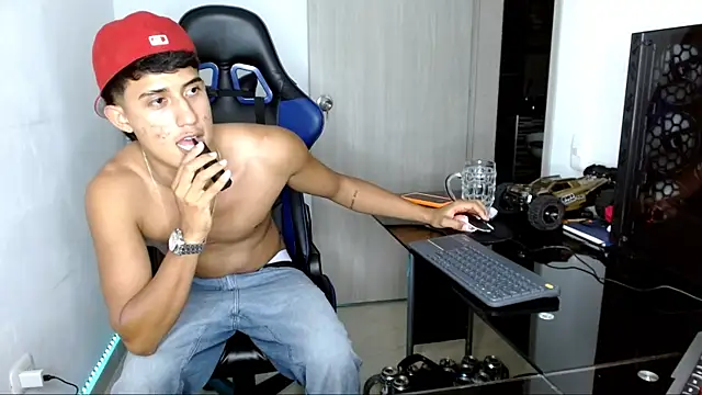 Snapshot of Juan_da01 chatting on 03-12-25, 07:57 Juan da01 online show from 03-12-25, 07:57