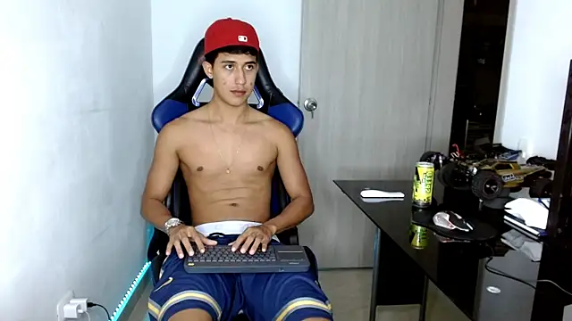 Snapshot of Juan_da01 chatting on 02-18-25, 12:26 Juan da01 online show from 02-18-25, 12:26