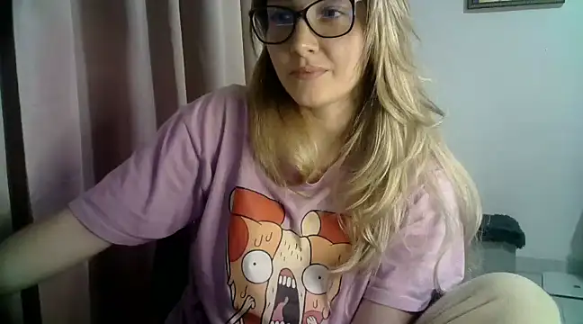 Snapshot of katy_pp chatting on 01-07-25, 02:53 katy pp online show from 01-07-25, 02:53