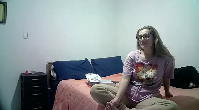 Snapshot of katy_pp chatting on 01-06-25, 10:58 katy pp online show from 01-06-25, 10:58