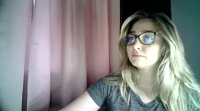Snapshot of katy_pp chatting on 01-09-25, 10:52 katy pp online show from 01-09-25, 10:52