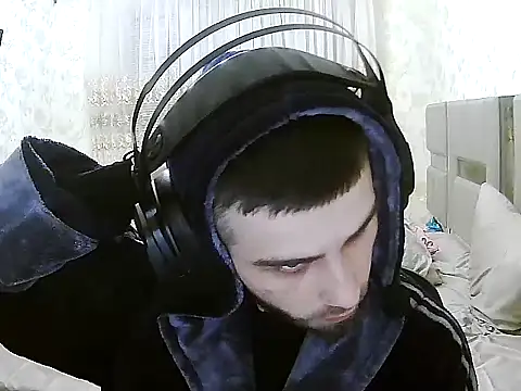 Snapshot of sweetbuddy3307 chatting on 01-06-26, 06:12 sweetbuddy3307 online show from 01-06-26, 06:12