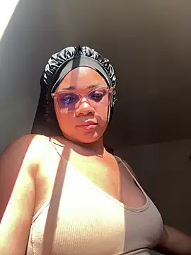 ashley Tompson1 online show from 12-15-25, 02:56