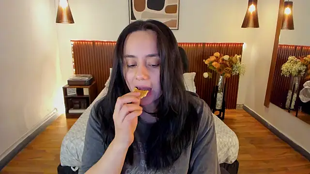KatherineBond online show from 05-15-26, 08:29