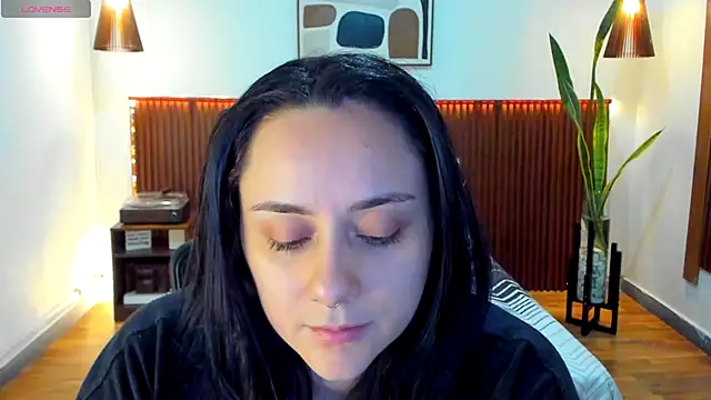 KatherineBond online show from 11-13-25, 07:07