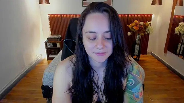 KatherineBond online show from 05-08-26, 07:06