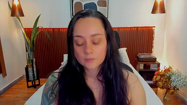 KatherineBond online show from 01-12-26, 07:09