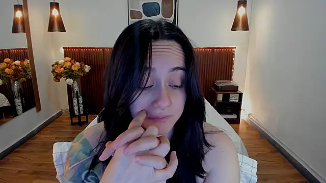 KatherineBond online show from 06-12-26, 07:11