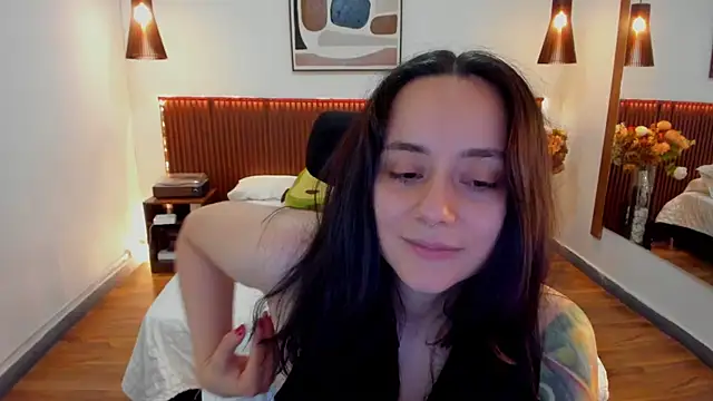 KatherineBond online show from 06-01-26, 06:51