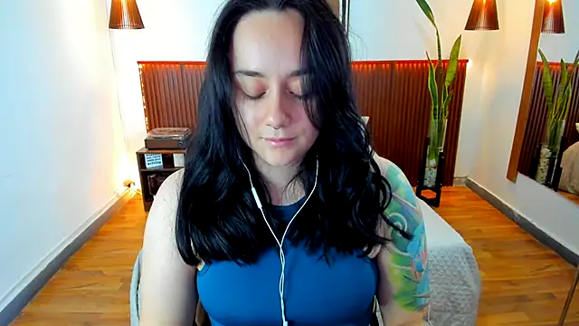 KatherineBond online show from 10-11-25, 07:26