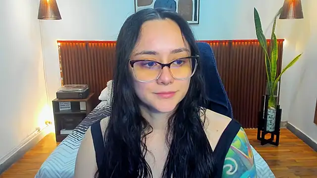 KatherineBond online show from 12-04-25, 07:24