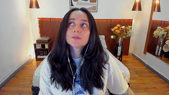 KatherineBond online show from 05-14-26, 07:22