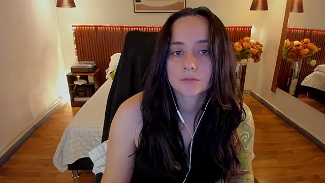 KatherineBond online show from 06-04-26, 07:40