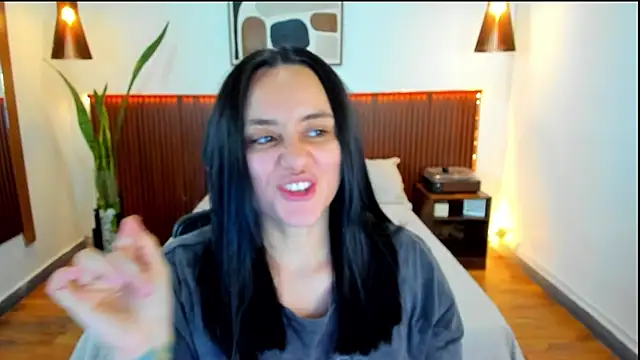 KatherineBond online show from 09-18-25, 08:56