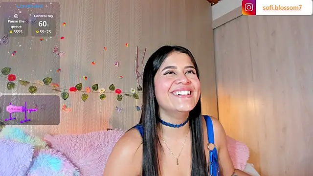 Snapshot of Sofi_Blossom chatting on 06-24-26, 09:12 Sofi Blossom online show from 06-24-26, 09:12