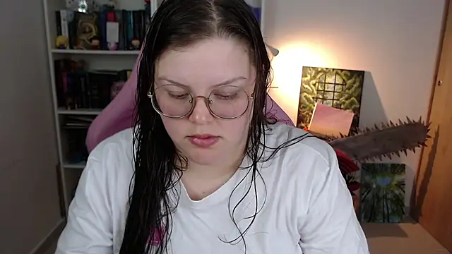 Snapshot of Gabiwaifu chatting on 07-19-26, 04:54 Gabiwaifu online show from 07-19-26, 04:54