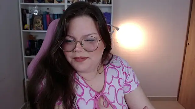 Snapshot of Gabiwaifu chatting on 06-21-26, 08:25 Gabiwaifu online show from 06-21-26, 08:25