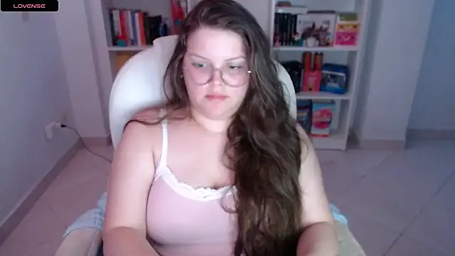 Snapshot of Gabiwaifu chatting on 02-09-25, 07:26 Gabiwaifu online show from 02-09-25, 07:26