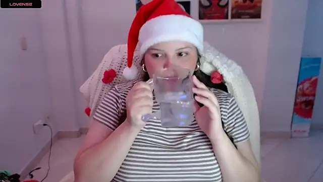 Snapshot of Gabiwaifu chatting on 12-26-24, 04:43 Gabiwaifu online show from 12-26-24, 04:43