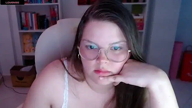 Snapshot of Gabiwaifu chatting on 02-26-25, 11:09 Gabiwaifu online show from 02-26-25, 11:09