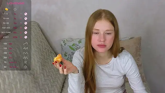 Snapshot of TrissMerigold9 chatting on 02-26-25, 11:19 TrissMerigold9 online show from 02-26-25, 11:19