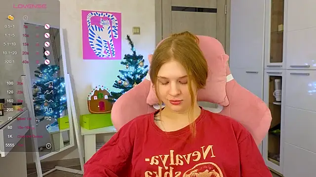 TrissMerigold9 online show from 01-05-26, 08:23