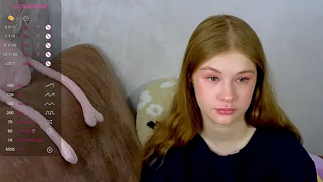 Snapshot of TrissMerigold9 chatting on 10-11-25, 08:37 TrissMerigold9 online show from 10-11-25, 08:37